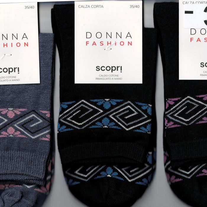 SCOPRI DONNA CORTA C-C ART. REGINA_002
